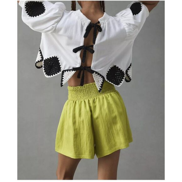 By Anthropologie Ruched shorts size small - Picture 2 of 7